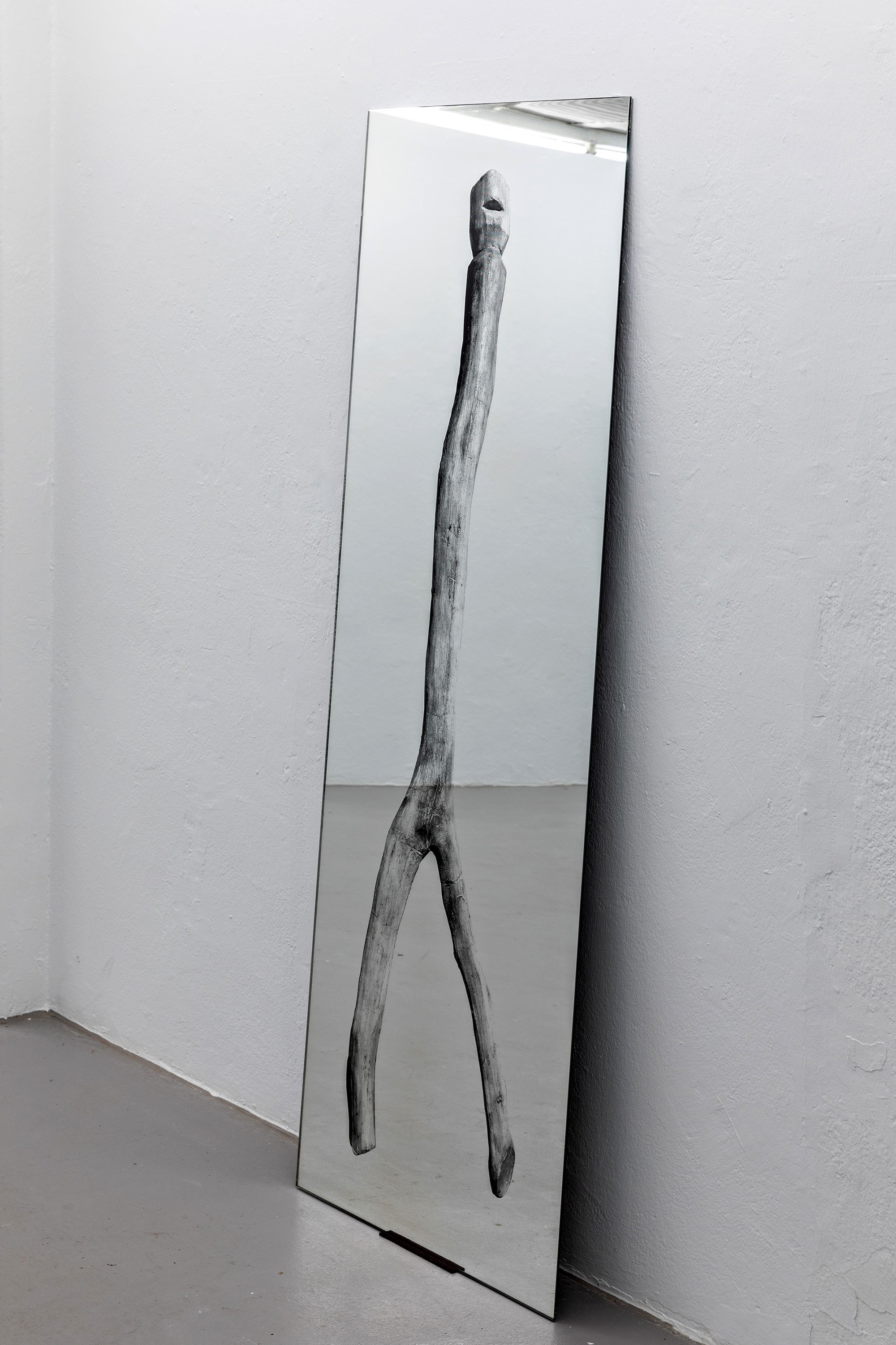 Niederdorla I, 195 cm x 70 cm, silkscreen on mirror glas, 2021